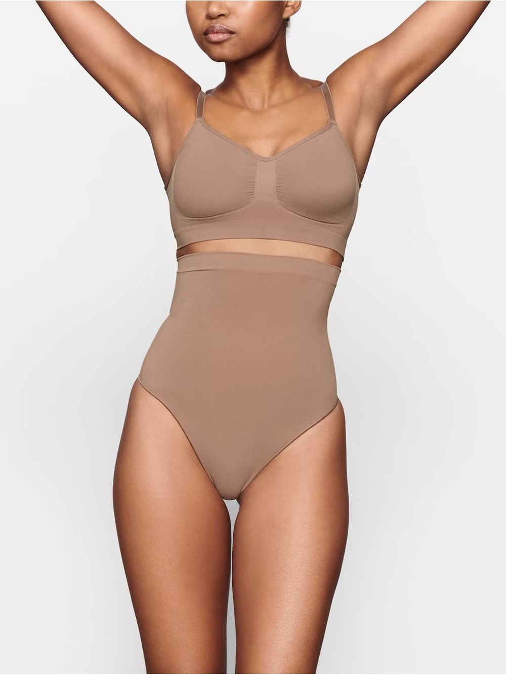 NWOT Skims Seamless Sculpt High Waisted Thong Sienna XS